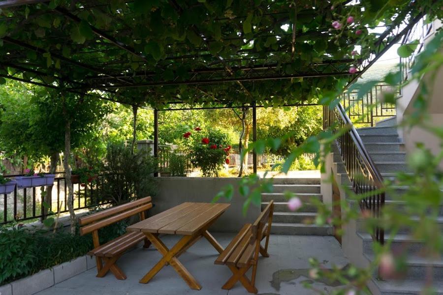 Apartments Ena Trebinje Exterior photo